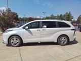 New 2025 Toyota Sienna Limited image 4