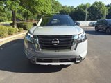 New 2025 Nissan Pathfinder Platinum image 2