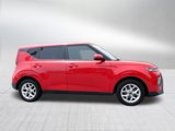 Used 2021 Kia Soul S image 2