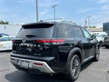 New 2025 Nissan Pathfinder SL w/ SL Premium Package image 2