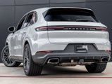Certified 2025 Porsche Cayenne image 3