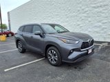 New 2025 Toyota Highlander XLE image 5