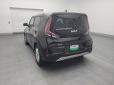 Used 2023 Kia Soul LX w/ LX Technology Package image 6
