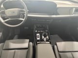 New 2025 Audi Q6 e-tron Prestige image 5
