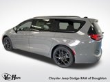 New 2025 Chrysler Pacifica Limited w/ Trailer Tow Group image 4