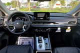 New 2025 Mitsubishi Outlander SEL image 5