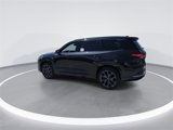 New 2025 Lexus TX 500h AWD image 6