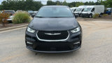 New 2026 Chrysler Pacifica Select image 3