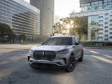 New 2025 Lincoln Aviator Reserve w/ Equipment Group 201A image 2