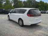 New 2025 Chrysler Pacifica Select image 5