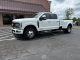 Used 2024 Ford F350 Platinum w/ FX4 Off-Road Package image 4