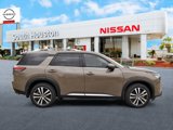 New 2025 Nissan Pathfinder Platinum image 5