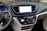 Certified 2023 Chrysler Pacifica Touring-L image 6