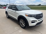 Used 2022 Ford Explorer XLT w/ Equipment Group 202A image 3