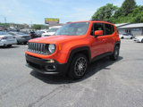 Used 2017 Jeep Renegade Latitude w/ Popular Equipment Group image 3