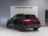 Used 2025 Porsche Macan image 3