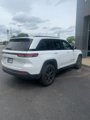 Used 2024 Jeep Grand Cherokee Altitude image 5