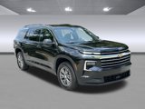 Used 2025 Chevrolet Traverse LT w/ Driver Confidence Package image 3