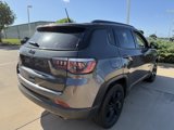 Used 2018 Jeep Compass Altitude w/ Popular Equipment Group image 4