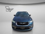 New 2025 Chrysler Pacifica Select image 2