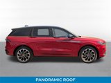New 2025 Lincoln Nautilus Reserve image 2