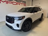 Used 2025 Ford Explorer ST image 2