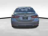 Used 2018 Toyota Camry SE image 5
