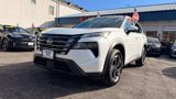Used 2024 Nissan Rogue SV image 4