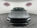 Used 2025 Hyundai Elantra SEL image 2