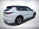 New 2025 Mitsubishi Outlander SEL image 3