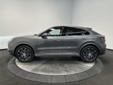Used 2025 Porsche Cayenne Coupe image 2