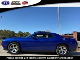 Used 2022 Dodge Challenger SXT image 4