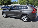 Used 2022 Volvo XC60 B5 Momentum image 3