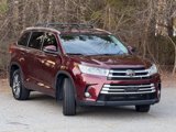 Used 2018 Toyota Highlander XLE image 3