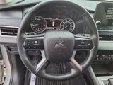 Used 2024 Mitsubishi Outlander FWD image 5