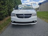 Used 2017 Dodge Grand Caravan SXT image 3