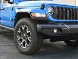 Used 2024 Jeep Gladiator Sport image 4