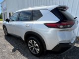 Used 2023 Nissan Rogue SV image 3