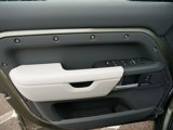 Used 2023 Land Rover Defender 110 X-Dynamic SE image 6