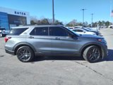 Used 2025 Ford Explorer ST image 2