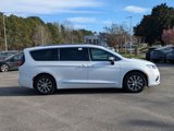 New 2025 Chrysler Pacifica Pinnacle image 4