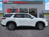 New 2025 Nissan Pathfinder SV w/ SV Premium Package image 2