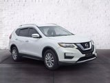 Used 2017 Nissan Rogue SV image 2