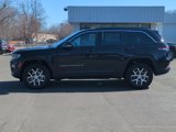 New 2025 Jeep Grand Cherokee Limited w/ Luxury Tech Group II image 2