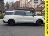 New 2025 Kia Carnival SX image 3