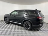 New 2025 Honda Pilot EX-L image 4