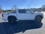 New 2025 Nissan Frontier PRO-4X w/ Pro Convenience Package image 6