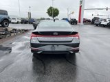 Used 2023 Hyundai Elantra Limited image 4