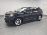 Used 2024 Ford Edge Titanium image 2