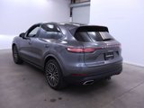 Used 2023 Porsche Cayenne image 3